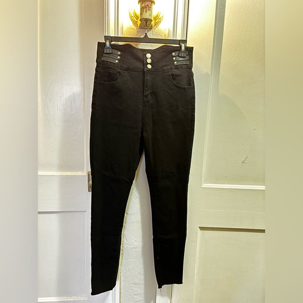 Women’s high waisted skinny jeans
